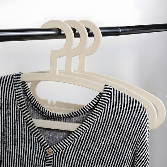 3 pcs Plastic Hefty Hanger Heavy Duty Clothes Hangers