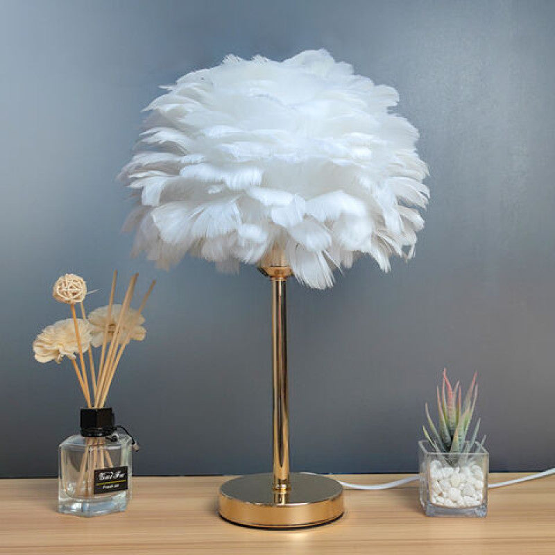 Feather Light Decorative Table Lamp – Modern Ambient Lighting